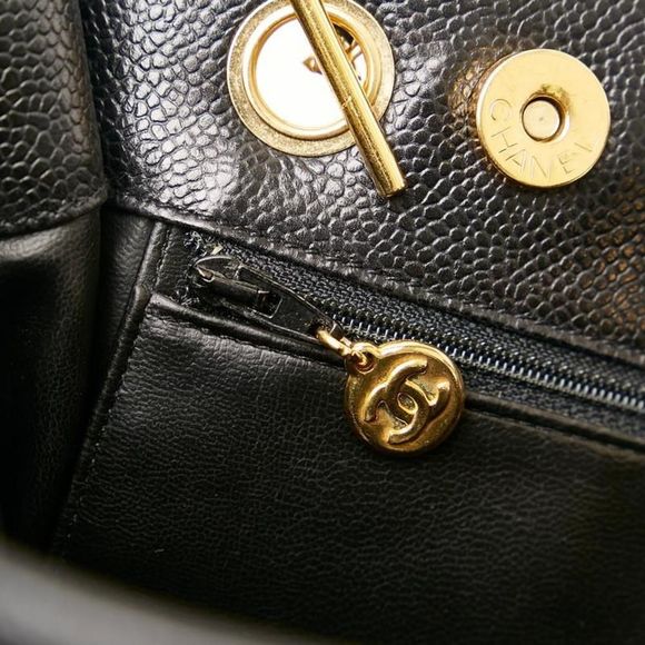 Chanel Chain Tote Bag Black Gold Caviar Skin - Picture 6 of 7
